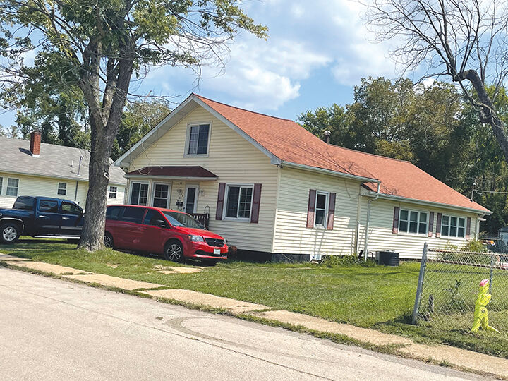 Home on 811 Dewitt St.